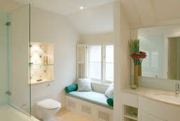  Phòng tắm by Hélène Dabrowski Interiors