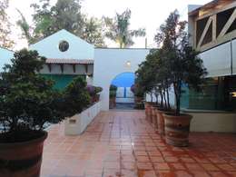  Rumah by Taller Luis Esquinca
