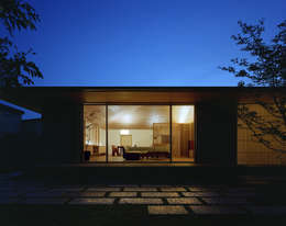 Rumah by 柳瀬真澄建築設計工房 Masumi Yanase Architect Office