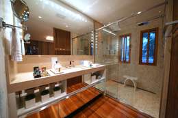 Residência Jardim Marajoara: Banheiros modernos por MeyerCortez arquitetura & design
