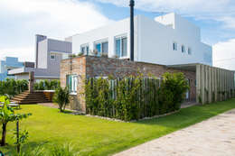 Casa moderna diseñada para una familia con 3 niños