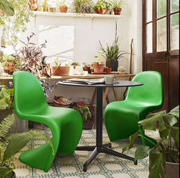 Jardines de estilo mediterraneo por El Mueble Moderno