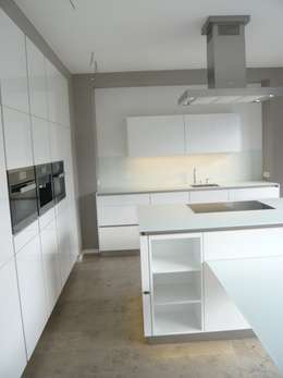 I top per cucine: quali materiali scegliere Top cucina in vetro