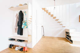  Hành lang by Jan Tenbücken Architekt