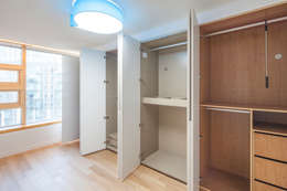 Vestidores de estilo minimalista de 수상건축