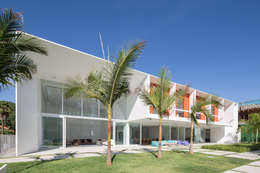 Residência LB - Carlos Bratke : Casas minimalistas por Joana França