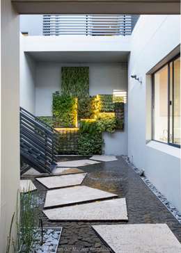 Сады в . Автор – Nico Van Der Meulen Architects 