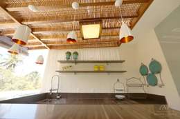 Balconies, verandas & terraces by Mariana Chalhoub