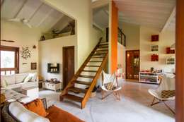 Casa de Praia: Salas de estar modernas por Cristiana Casellato Arquitetura e Interiores