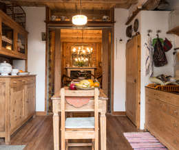 rustic Kitchen by L'Antica s.a.s.