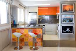 Apartamento Dois: Cozinhas modernas por Bino Arquitetura