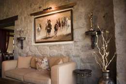 Salas de estar clássicas por Ebru Erol Mimarlık Atölyesi
