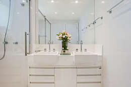 Apto NN_ 120m²: Banheiros modernos por Carolina Kist Arquitetura & Design