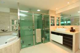 CASA - ALFAVILLE: Banheiros modernos por Danielle Valente Arquitetura e Interiores