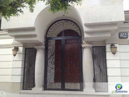 Estos diseños de puertas de madera darán personalidad a tu casa (+ 20)