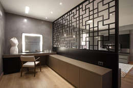 Residência e interiores  TDC- ÁREA 420m²: Quartos  por Etni Arquitetura