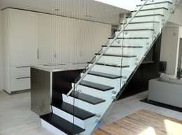 : Escadas  por Shine Star Flooring