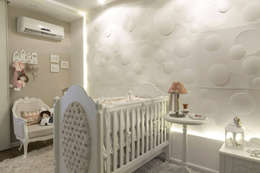 Quarto de Bebê: Quartos de bebê por Juanna Gabriella Arquitetura e Interiores 