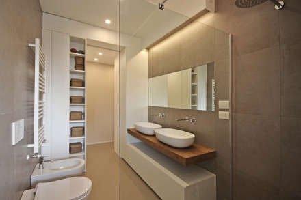 Bagni in stile scandinavo: Idee & Ispirazioni | homify Bagni in stile scandinavo: Idee & Ispirazioni | homify