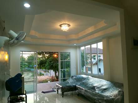 บ้านเดี่ยวสองชั้น ออกแบบและเลือกวัสดุตามใจลูกค้า:  ห้องสันทนาการ by บริษัท ซายแอค คอนทรัคชั่น จำกัด