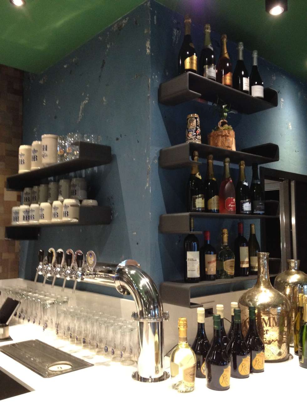 Le torri, ristorante pizzeria caffetteria: spazi commerciali in ... Pizzeria le torri