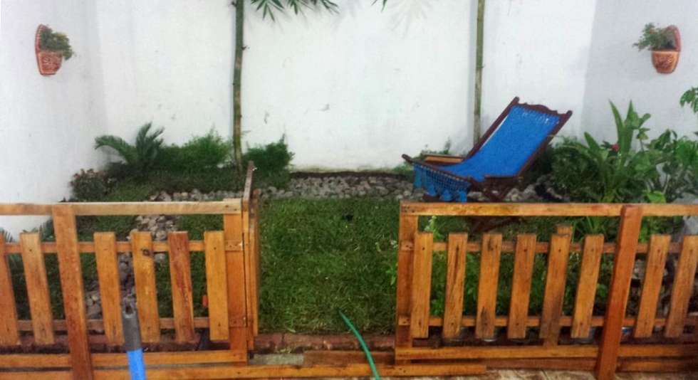 Jardín muy pequeño – patio trasero – 13 m2: de estilo por zen ambient