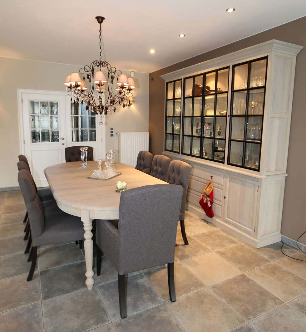 https://images.homify.com/c_fill,f_auto,q_auto:eco,w_980/v1452681016/p/photo/image/1239212/leefruimte_klassiek_landelijk_-_eetkamer_na_1_bis.jpg