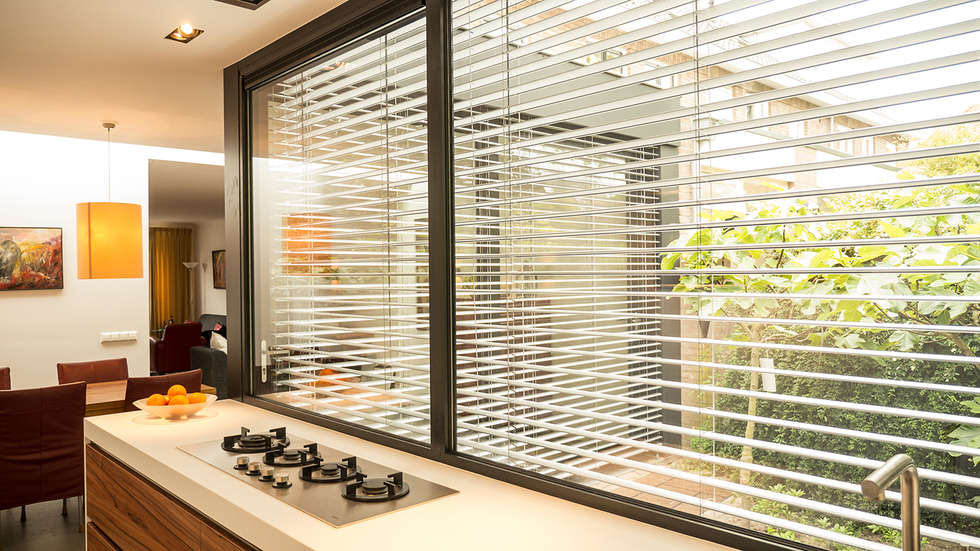 Foto's van een moderne keuken: luxe smalle aanbouw met keuken pal ...