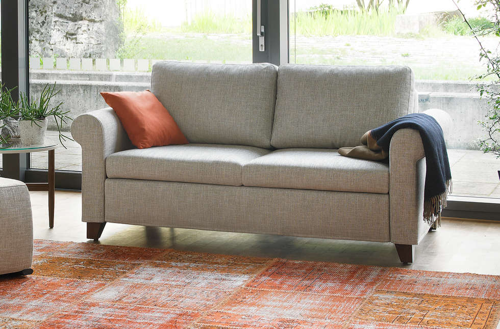 Schlafsofa duna: landhausstil wohnzimmer von sofa couture | homify Schlafsofa duna: landhausstil wohnzimmer von sofa couture | homify