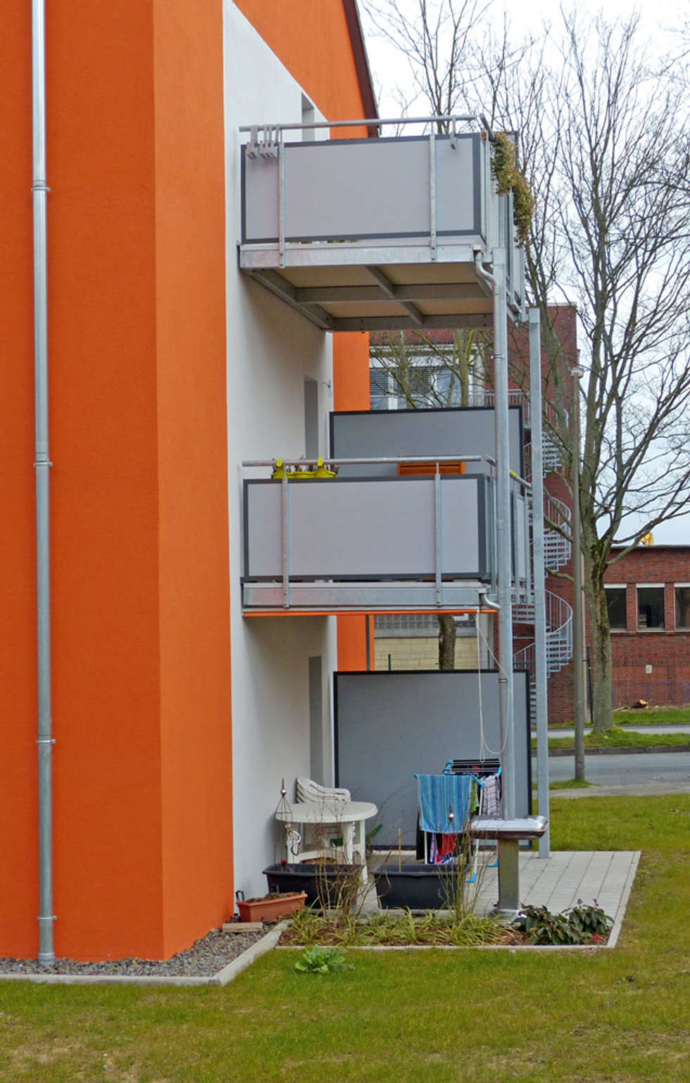 Vorgestellte balkone mit mineralit balkonplatten moderner balkon veranda terrasse von mineralit mineralgusswerk