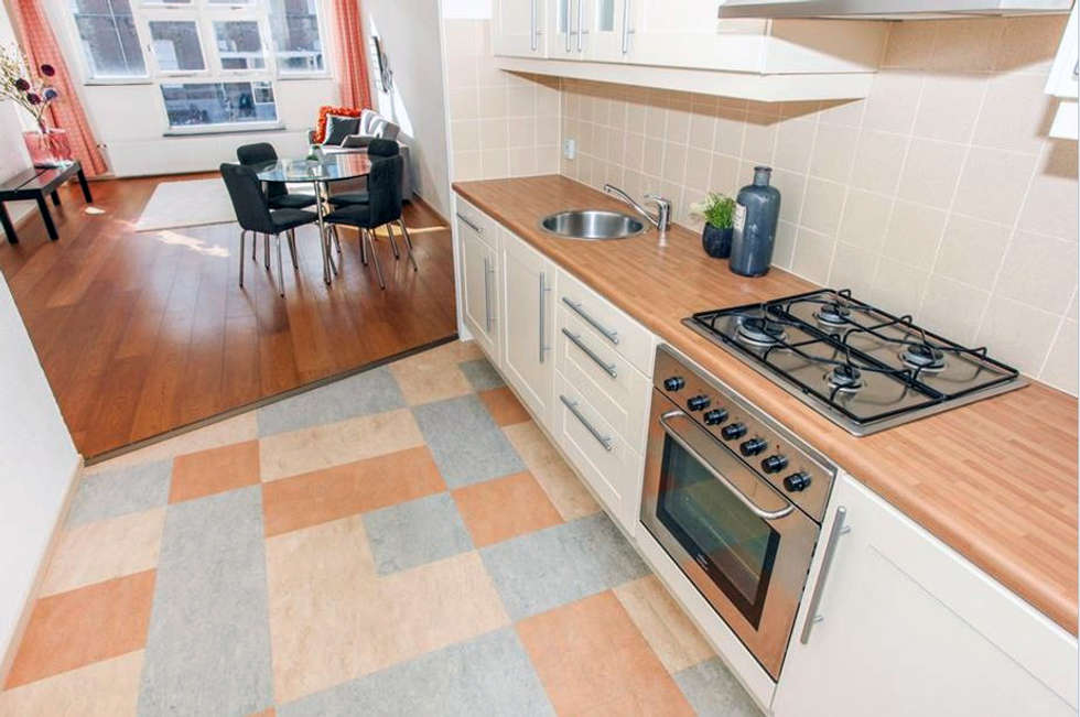 Foto's van een moderne keuken: tweedekans voor de oude vinyl vloer ...