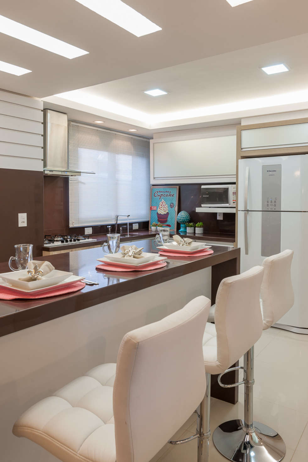 Cozinha Cores S Brias Por Roberta Fanton Arquitetura Integrada Homify Cozinha Cores S Brias Por Roberta Fanton Arquitetura Integrada Homify