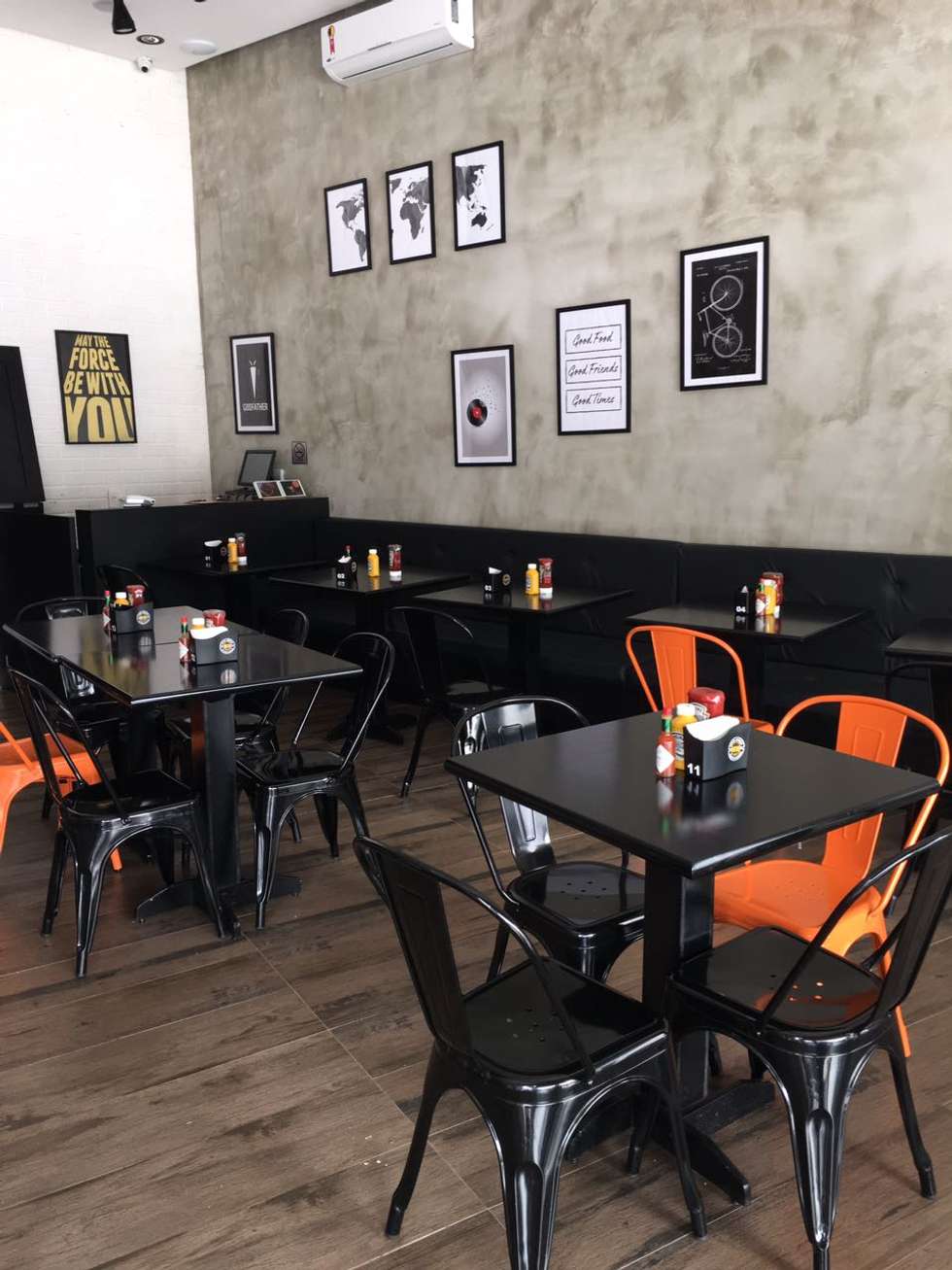 Hamburgueria Com Estilo Vintage Industrial Por Ajala Arte Comercio E Hamburgueria Com Estilo Vintage Industrial Por Ajala Arte Comercio E