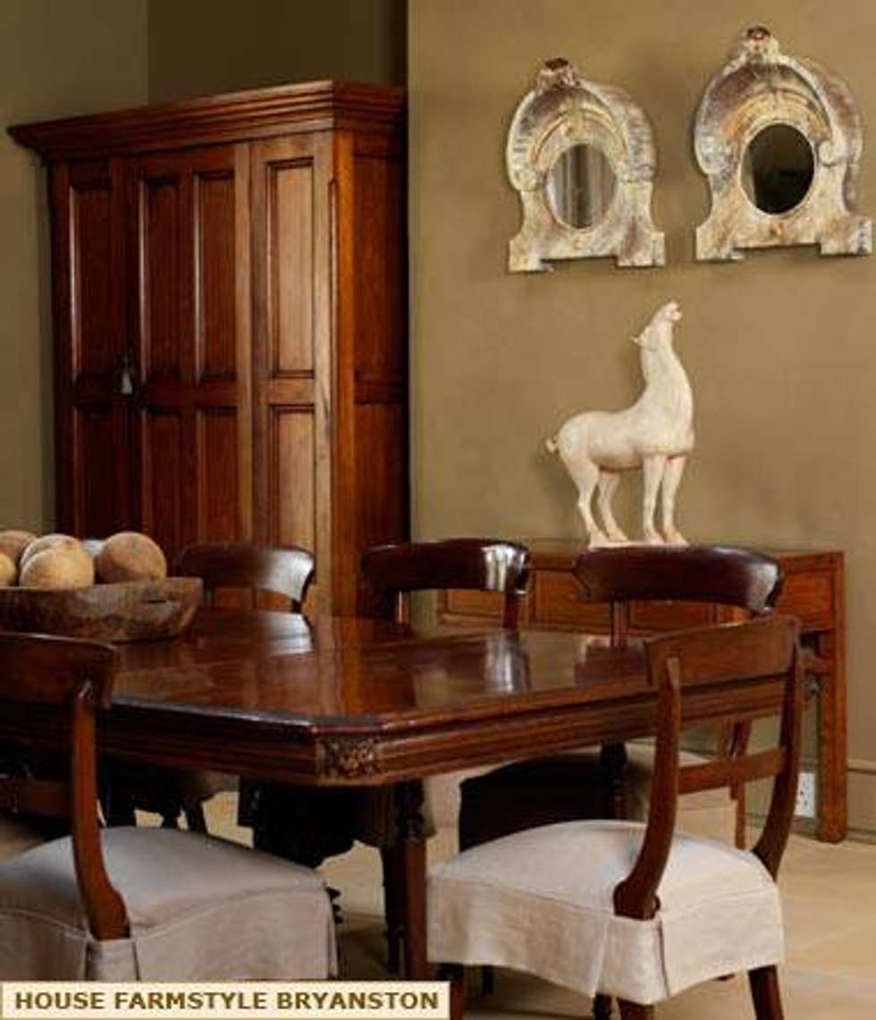 Comedores de estilo colonial por kiara tiara by tanja tomaz | homify Comedores de estilo colonial por kiara tiara by tanja tomaz | homify