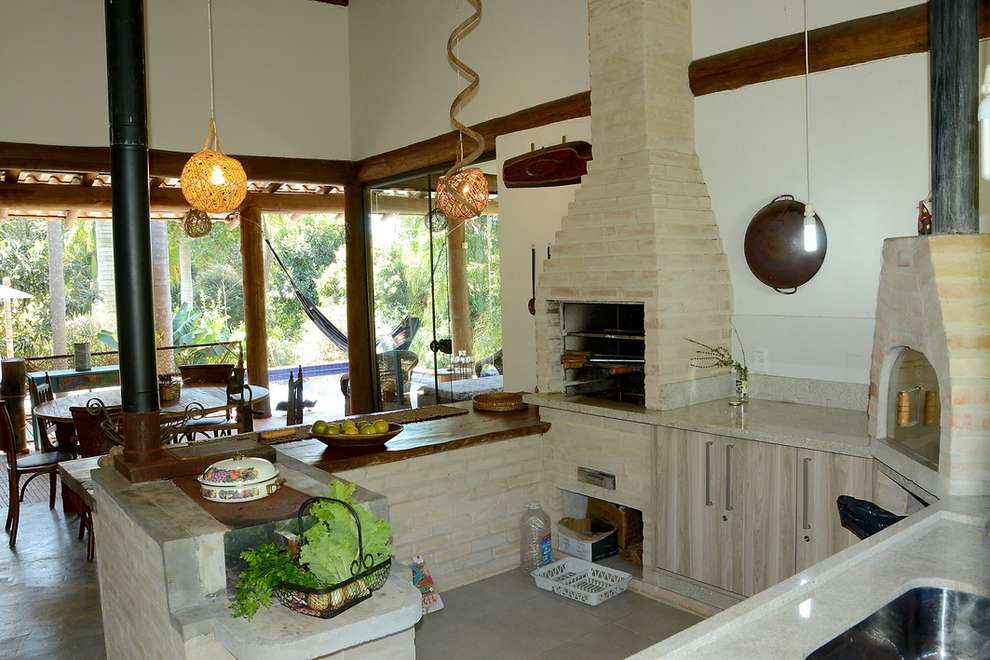 7 fornos e churrasqueiras de tijolinhos para deixar a casa rústica