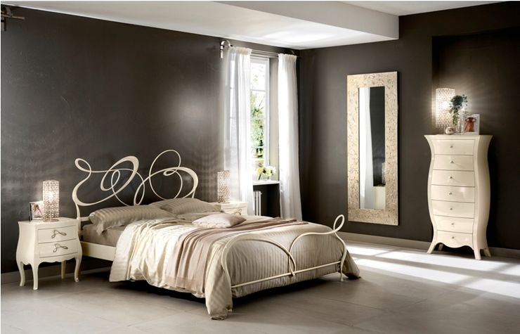 Egger´s Einrichten INETRIOR DESIGN Camera da letto eclettica