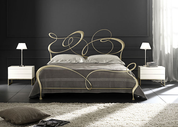 Egger´s Einrichten INETRIOR DESIGN Camera da letto eclettica
