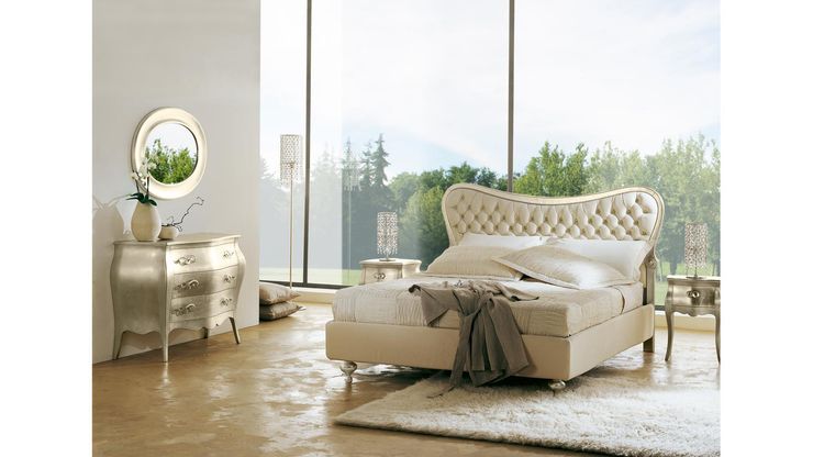 Egger´s Einrichten INETRIOR DESIGN Camera da letto eclettica