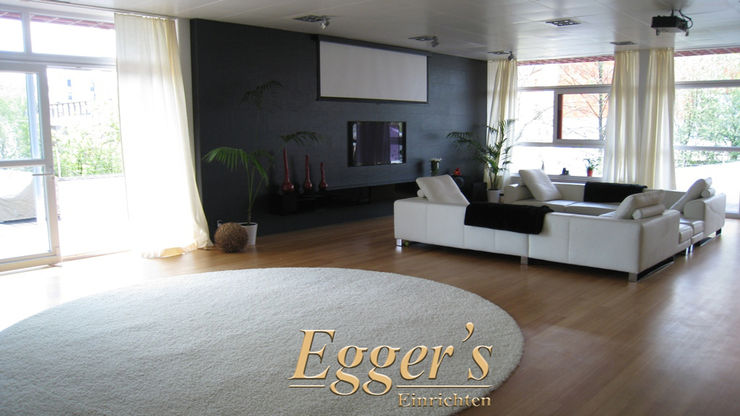 Egger´s Einrichten INETRIOR DESIGN Camera da letto eclettica