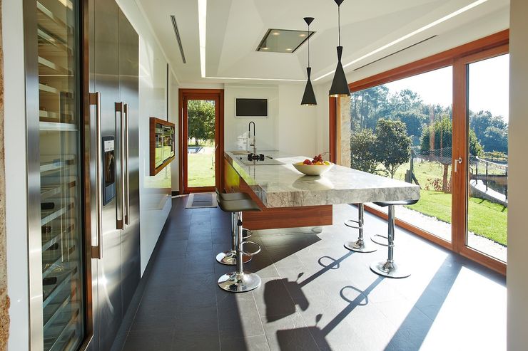 HUGA ARQUITECTOS Cucina in stile rustico