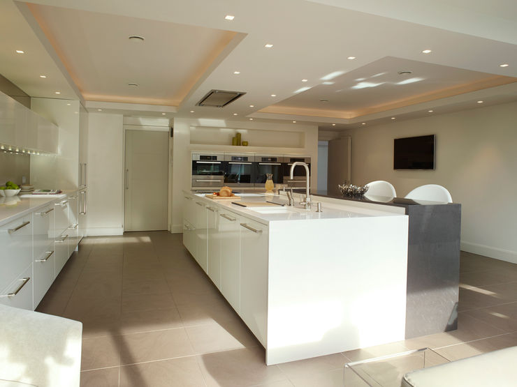 MR & MRS SAMUEL'S KITCHEN Diane Berry Kitchens Modern