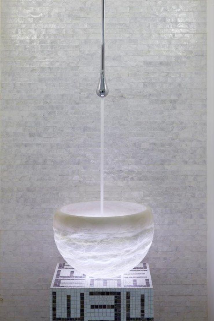 Stephanie Coutas's projects Stephanie Coutas BathroomSinks