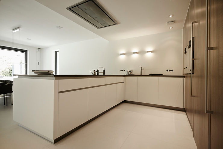 Referenzprojekt Schmalenbach Design HOME Schlafen & Wohnen GmbH Moderne Schlafzimmer