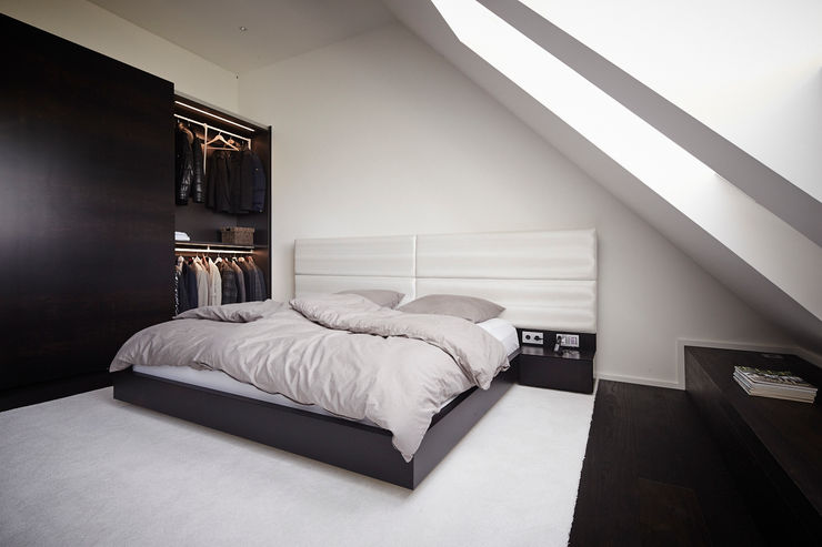 Referenzprojekt Schmalenbach Design HOME Schlafen & Wohnen GmbH Moderne Schlafzimmer