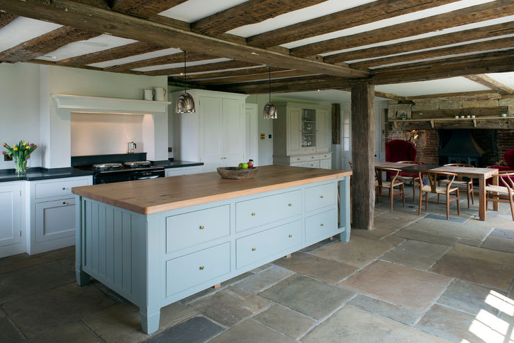 Projects / Kitchens Hartley Quinn WIlson Limited Nhà bếp phong cách kinh điển