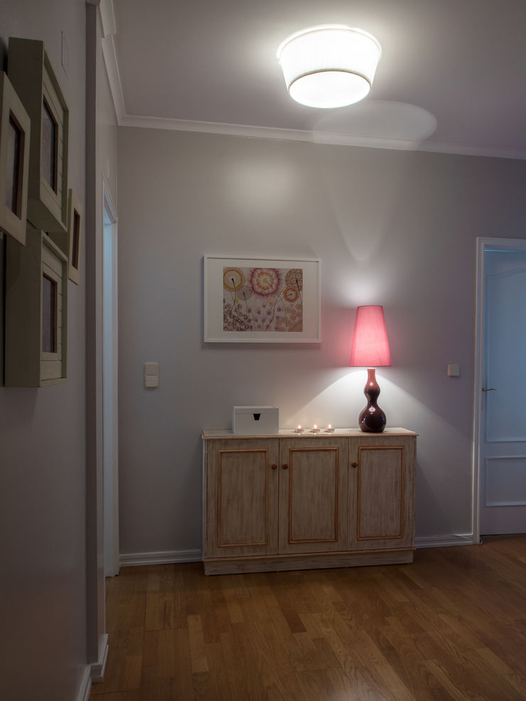 Apartamento em Sintra MUDA Home Design Corredores, halls e escadas modernos