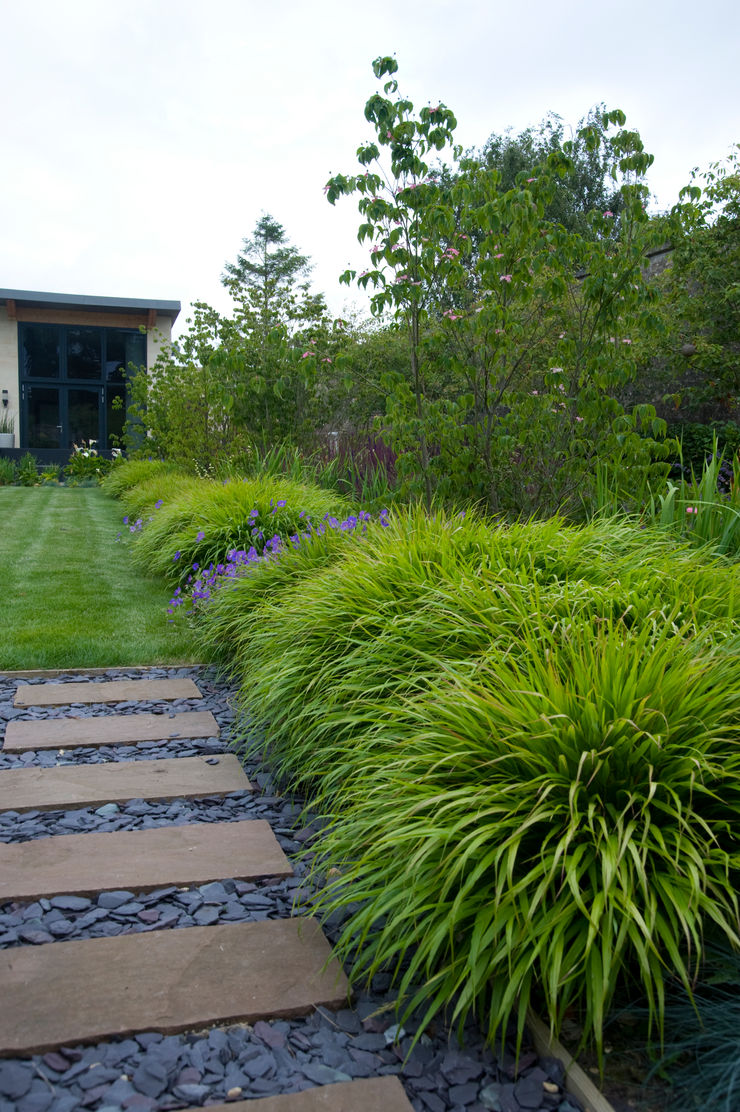 Walled Garden, Bradford Upon Avon Katherine Roper Landscape & Garden Design Modern garden