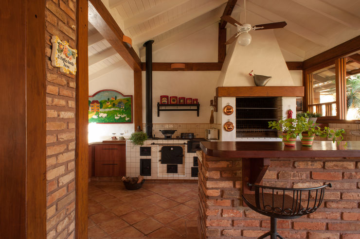 PM Arquitetura Balkon, Beranda & Teras Gaya Rustic