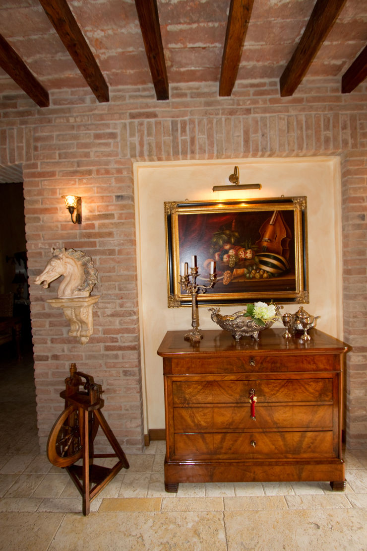 Interior Design Stefano Bergami Hành lang, sảnh & cầu thang phong cách mộc mạc