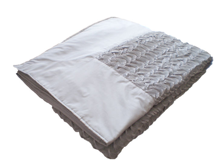 Hand Pleated Basket Throw in Silver Grey, 260x260cm Nitin Goyal London BedroomTextiles